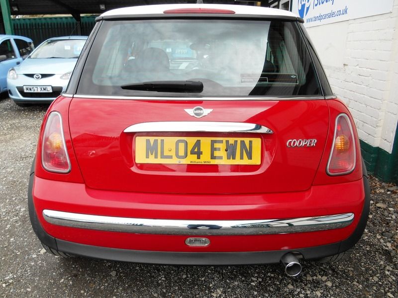 2004 MINI Cooper 1.6I 16V image 4