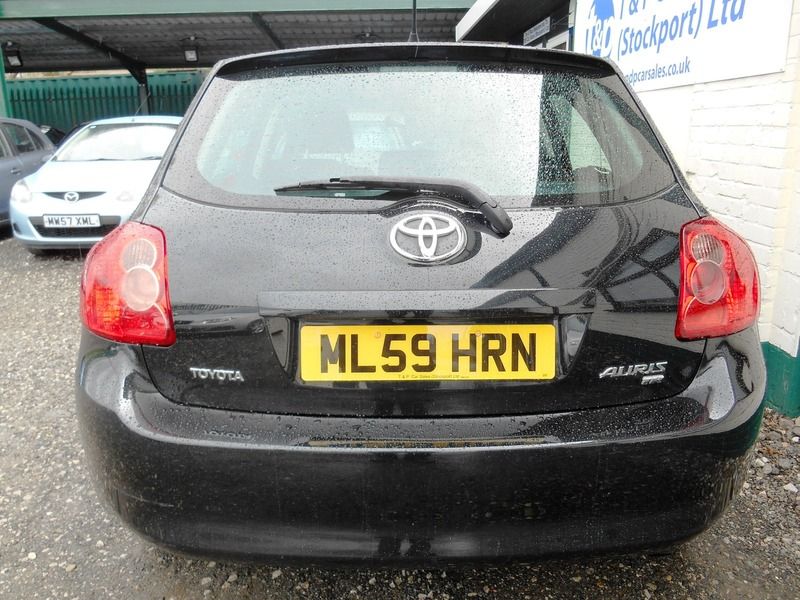 2009 Toyota Auris 1.33 VVT-I 5dr image 4