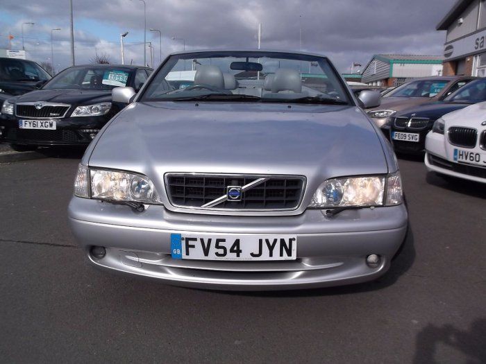 2004 Volvo C70 2.0 T 2dr image 3