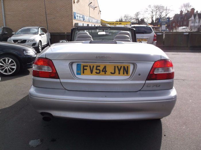 2004 Volvo C70 2.0 T 2dr image 4