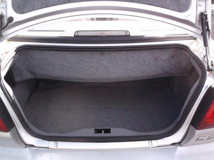 2004 Volvo C70 2.0 T 2dr image 8