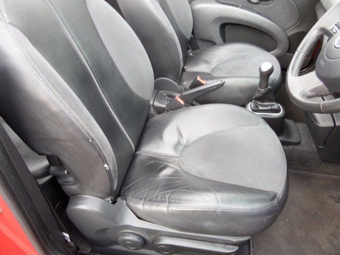 2006 Nissan Micra C + C 1.6 Essenza 2dr image 6