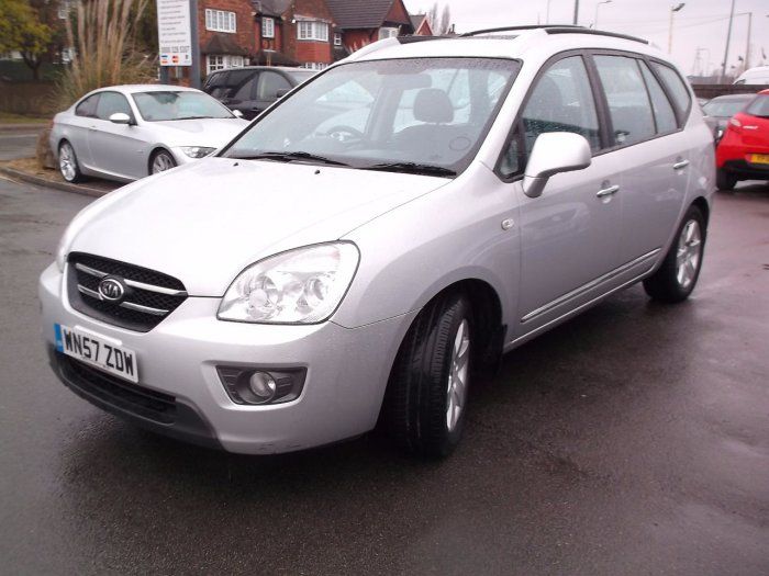 2007 Kia Carens 2.0 CRDI LS 5dr image 3