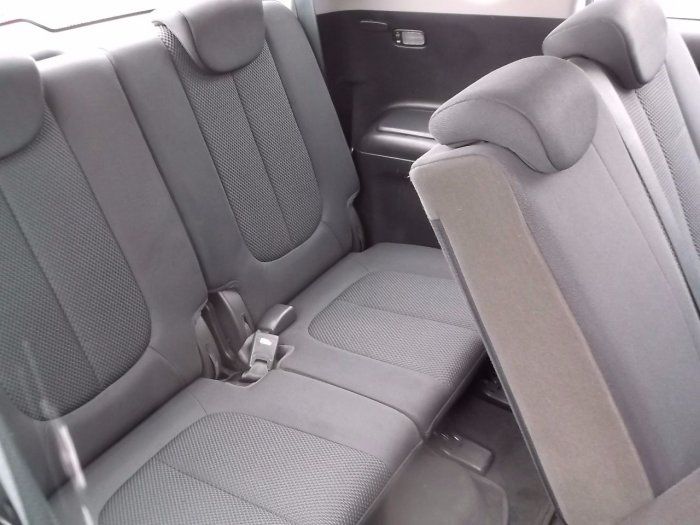 2007 Kia Carens 2.0 CRDI LS 5dr image 7