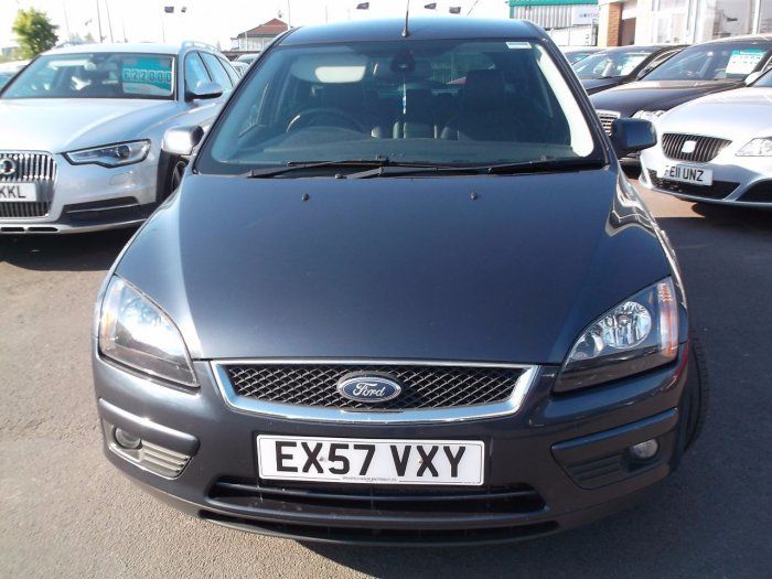 2007 Ford Focus 2.0 TDCi Titanium 5dr image 4