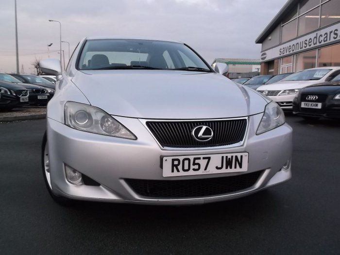 2007 Lexus IS 2.2 220d 4dr image 3