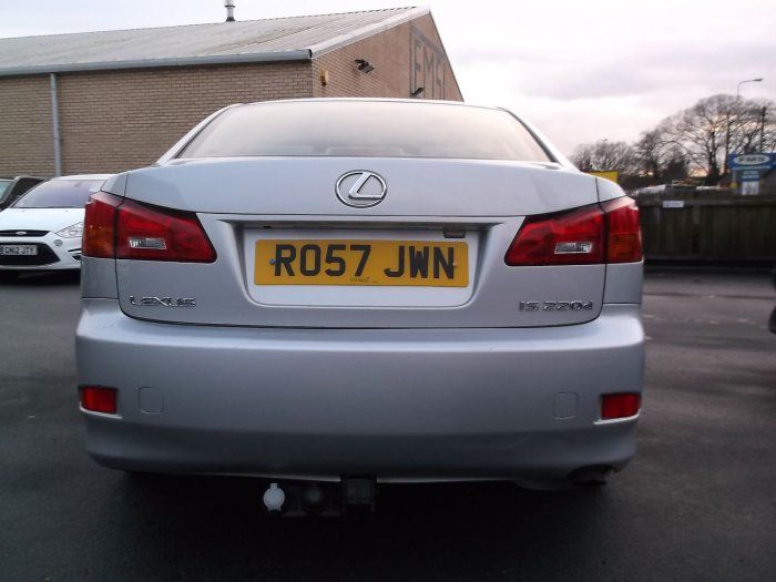 2007 Lexus IS 2.2 220d 4dr image 4