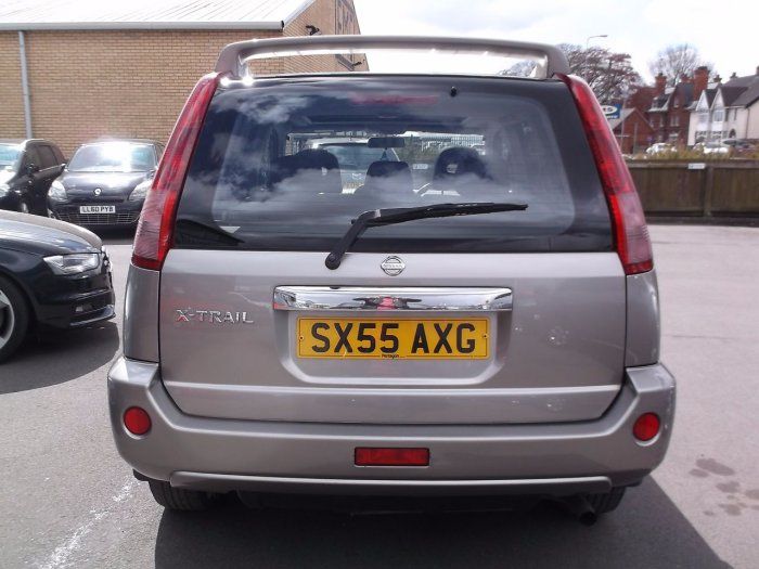 2006 Nissan X-Trail 2.5 16v Columbia 5dr image 2