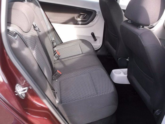 2011 Skoda Fabia 1.2 TDI 5dr image 8