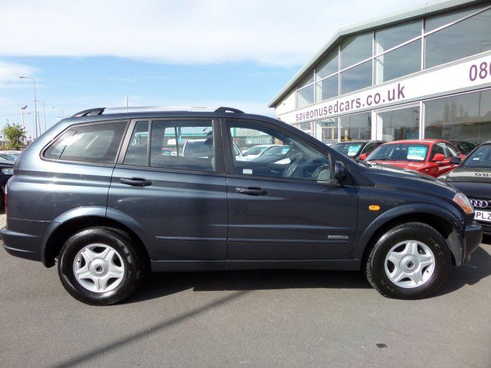 2007 SsangYong Kyron 2.0 S 5dr image 1
