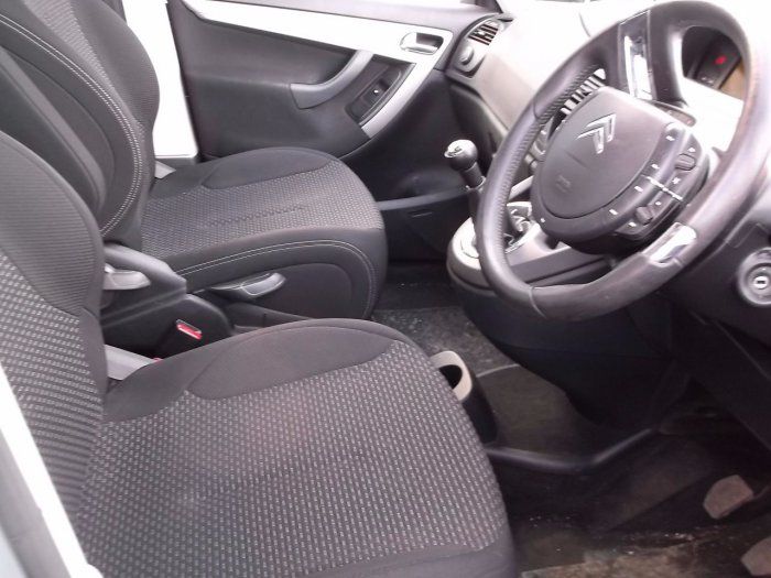 2010 Citroen C4 Grand Picasso 1.6HDi 5dr image 7