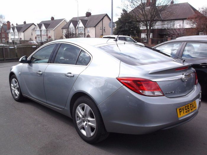 2009 Vauxhall Insignia 1.8i 5dr image 5