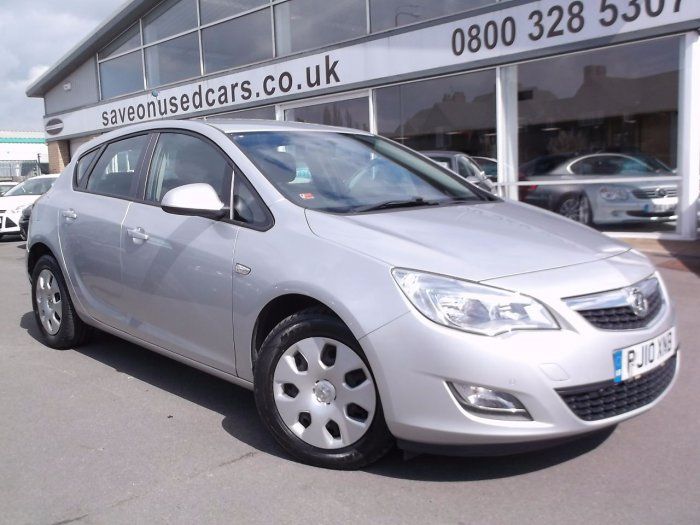 2010 Vauxhall Astra 1.7 CDTi 5dr image 1
