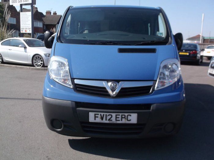 2012 Vauxhall Vivaro 2.0 CREW CAB image 5