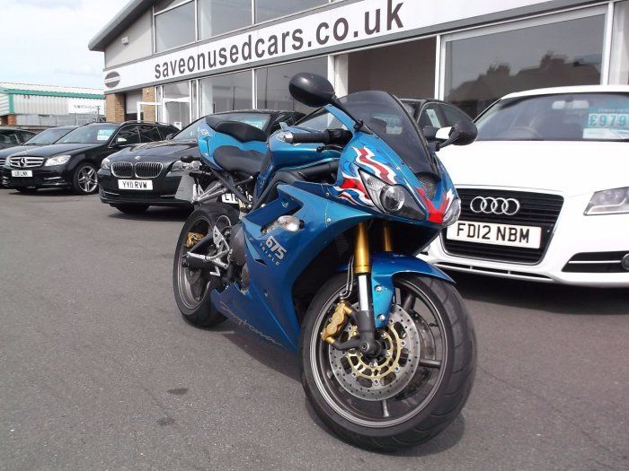 2009 Triumph 675 Daytona image 2