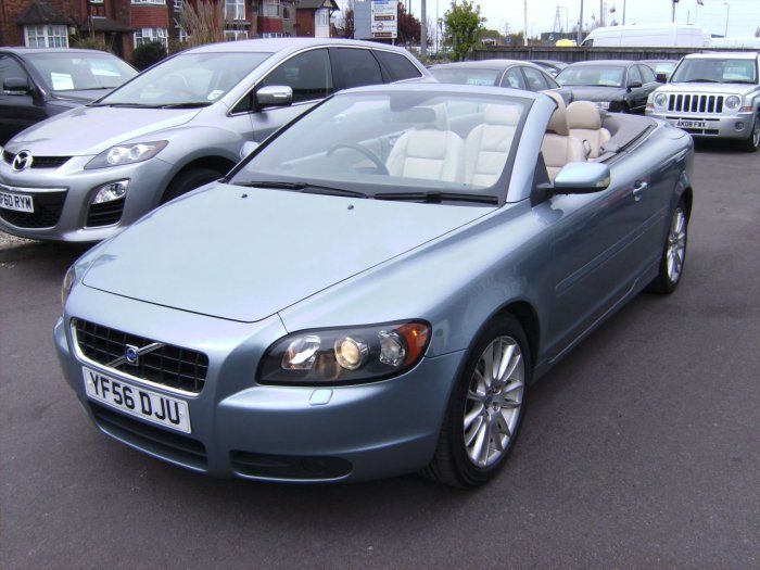 2006 Volvo C70 2.4 D5 SE 2dr image 2