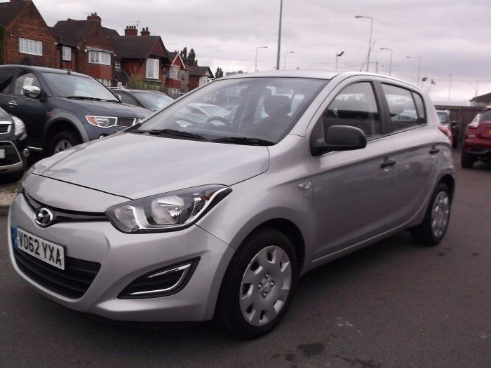 2012 Hyundai i20 1.2 Classic 5dr image 3