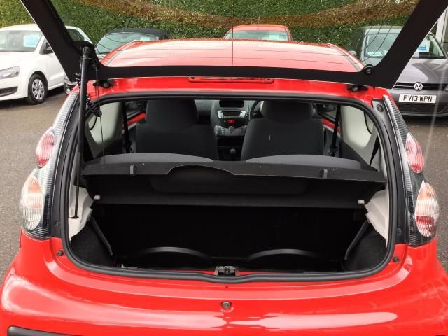 2011 CITROEN C1 1.0 VT 3DR image 5