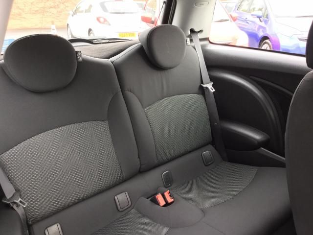 2009 MINI HATCH FIRST 1.4 3DR image 7