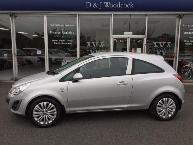 2011 VAUXHALL CORSA 1.2 EXCITE AC 3DR image 3