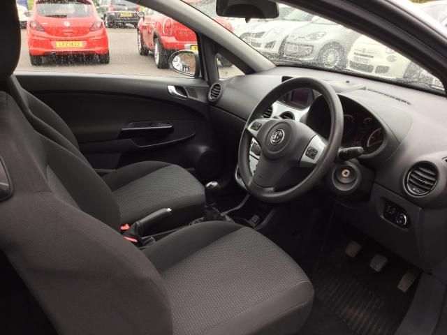 2011 VAUXHALL CORSA 1.2 EXCITE AC 3DR image 6