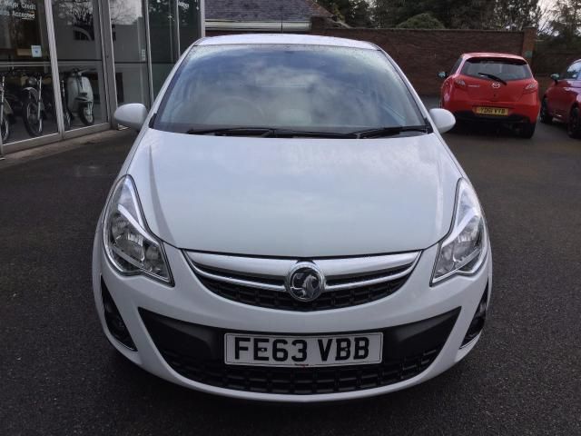 2013 VAUXHALL CORSA 1.2 3DR image 2