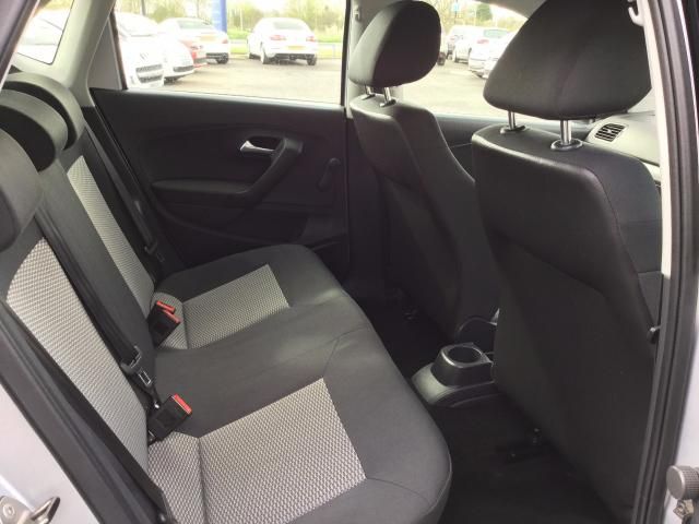 2012 VOLKSWAGEN POLO 1.2 S 5DR image 7