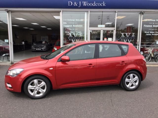 2012 KIA CEED 1.6 CRDI 5DR image 3
