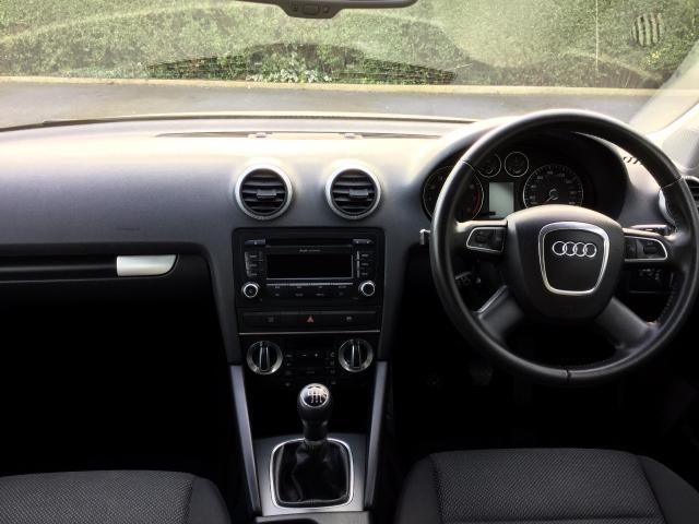 2010 AUDI A3 1.8 TFSI SE 5DR image 6