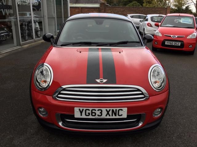2013 MINI COUPE 1.6 COOPER 2DR image 2