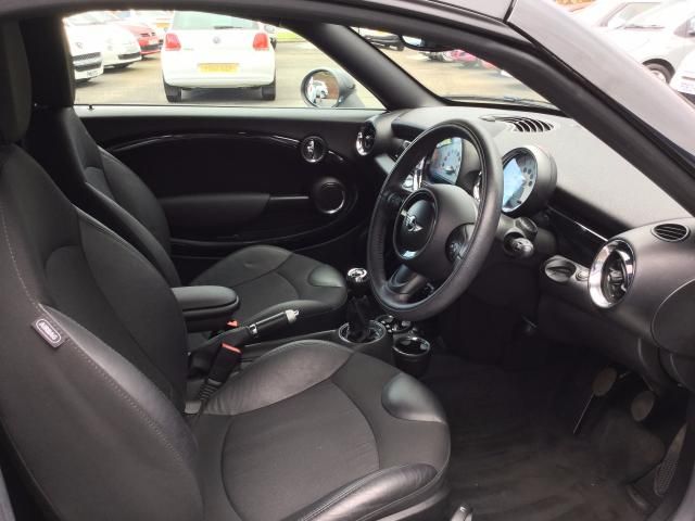 2012 MINI COUPE 1.6 COOPER 2DR image 8