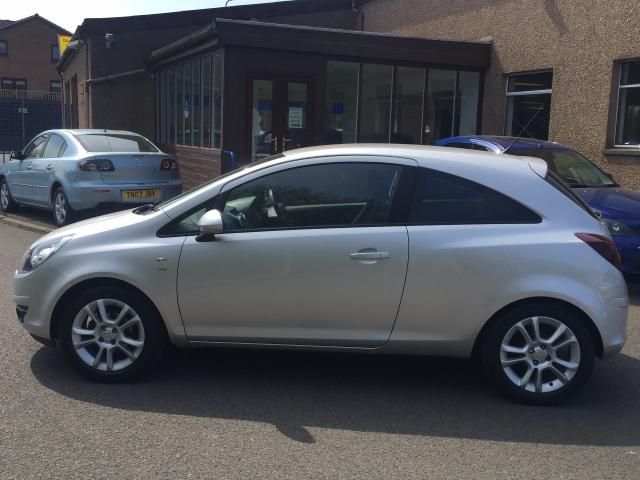 2010 VAUXHALL CORSA 1.2 3d image 2