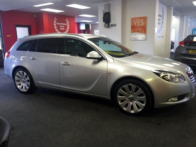 2009 VAUXHALL INSIGNIA 2.0 SE CDTI 5d image 4