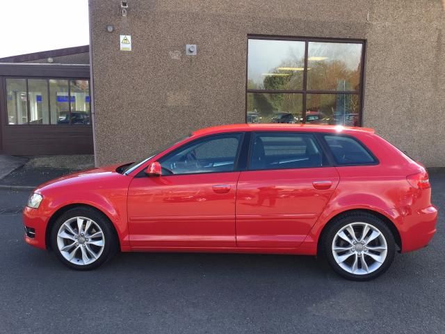 2010 AUDI A3 1.6 TDI SPORT 5d image 2