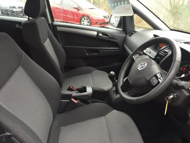 2013 VAUXHALL ZAFIRA 1.7 CDTI 5d image 5