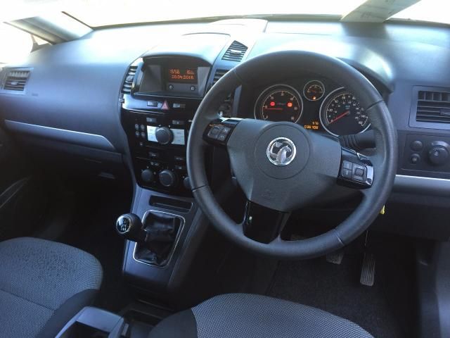 2013 VAUXHALL ZAFIRA 1.7 CDTI 5d image 6