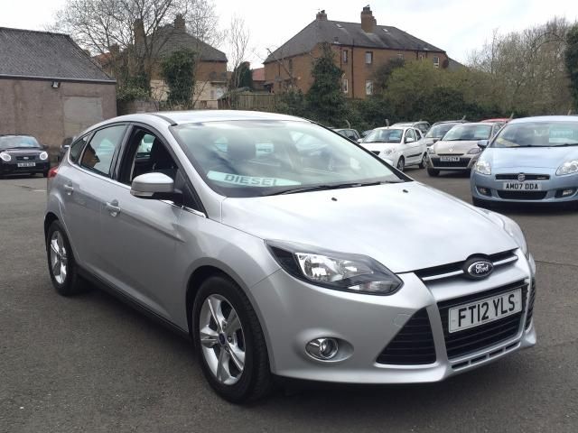 2012 FORD FOCUS 1.6 ZETEC TDCI 5d image 1
