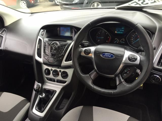 2012 FORD FOCUS 1.6 ZETEC TDCI 5d image 6