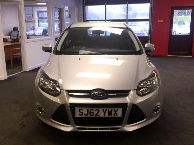 2013 FORD FOCUS 1.6 ZETEC TDCI 5d image 3