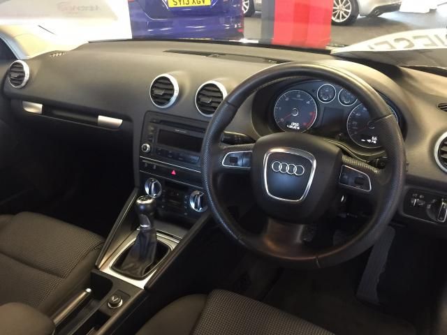 2012 AUDI A3 1.6 TDI SPORT 3d image 6