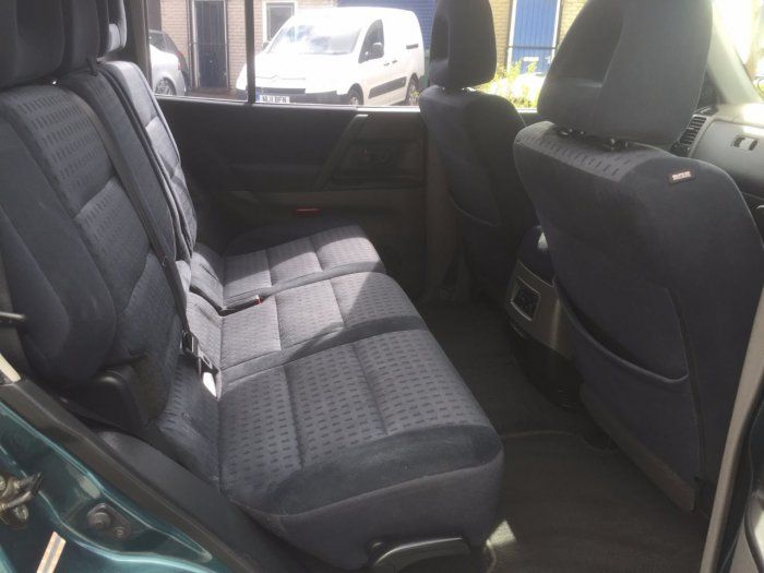 2004 Mitsubishi Shogun 3.2 EQUIPPE image 6