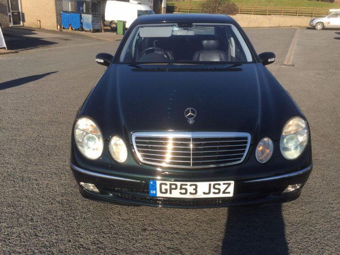 2004 Mercedes-Benz 2.7 E270 CDI 4dr image 2