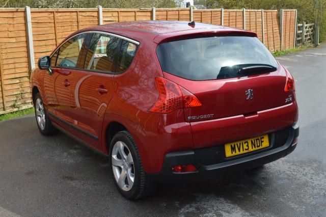 2013 PEUGEOT 3008 1.6 E-HDI 5d image 4