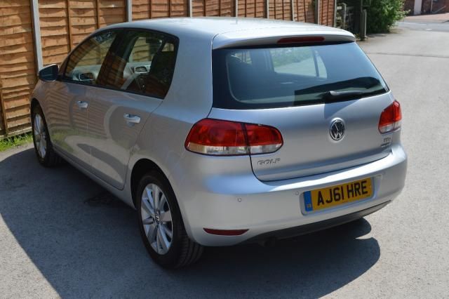 2012 VOLKSWAGEN GOLF 1.6 TDI 5d image 6