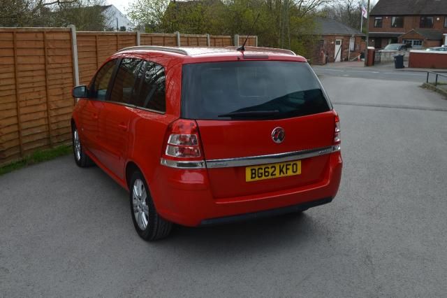 2012 VAUXHALL ZAFIRA 1.7 CDTI 5d image 6