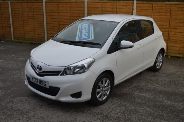2012 TOYOTA YARIS 1.3 VVT-I TR 5d image 1