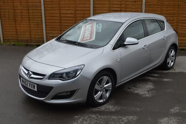2012 VAUXHALL ASTRA 1.6 SRI 5d image 1