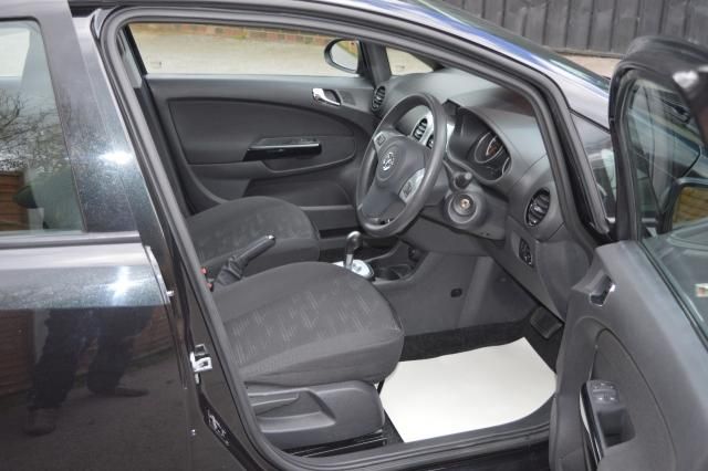 2014 VAUXHALL CORSA 1.2 5d image 4