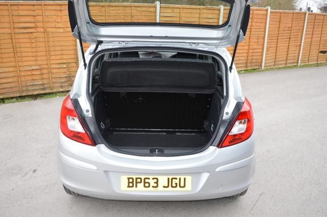 2014 VAUXHALL CORSA 1.2 5d image 6