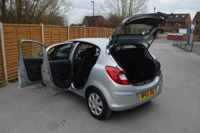2014 VAUXHALL CORSA 1.2 5d image 7